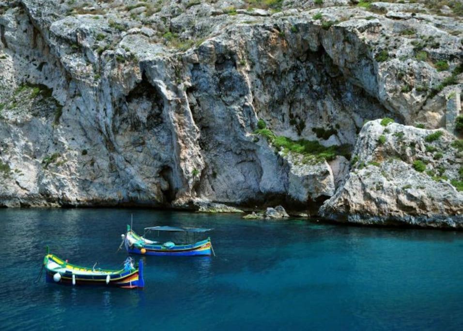 Apartment Seafront Penthouse With Terrace In Xlendi, Gozo Xlendi