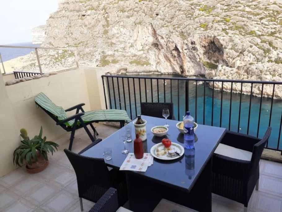Seafront Penthouse With Terrace In Xlendi, Gozo Apartment Xlendi